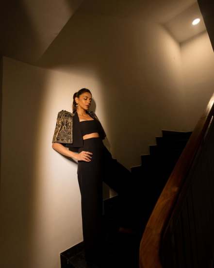 Rakul Preet Singh Turns Heads in Bold Black Suit, Fans Can’t Get Enough of Her Boss Look