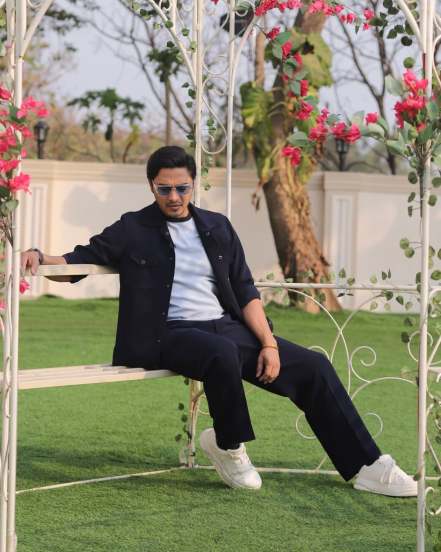 Shreyas Talpade’s Dashing Look Goes Viral, Fans Can’t Stop Gushing Over His Style
