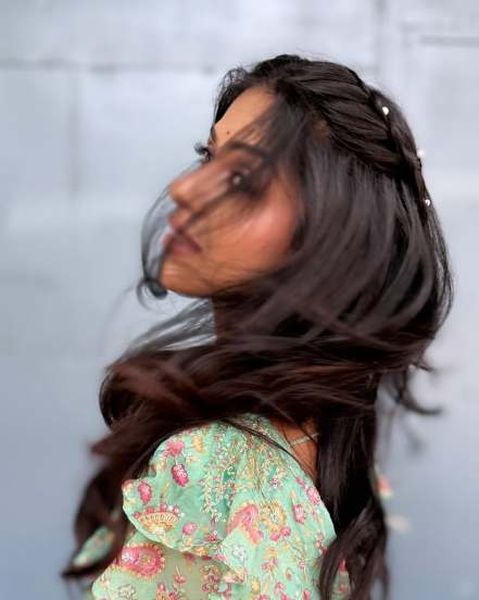 Swarda Thigale Ruffle Saree Look