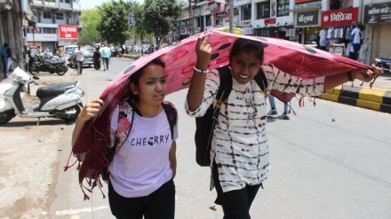 Heat wave situation in Nashik temperature at 41 degrees