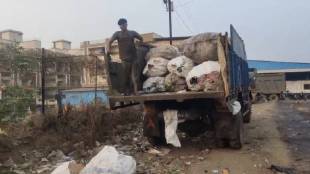 Vasai, Virar cities Risk of accidents Waste transportation through outdated vehicles