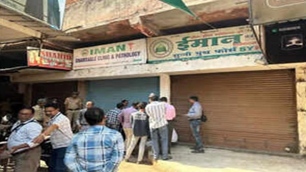 shop , authority , seal , Nagpur violence,