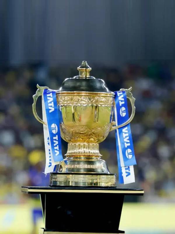 Who bowled 1st super over in ipl history (7)