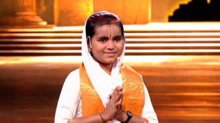 Kirtan in Banjara language of child kirtan singer Yashasvitai Aade won hearts Kirtan in Banjara language of child kirtan singer Yashasvitai Aade won hearts