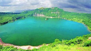 leaf crows Lonar Lake death