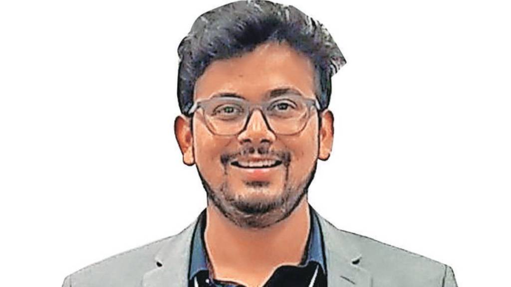 ajinkya dhariya solved the problem of disposal of sanitary pads