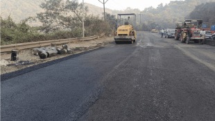 For two days, travelers will have to face trouble due to traffic jams in Gaymukh Ghat thane