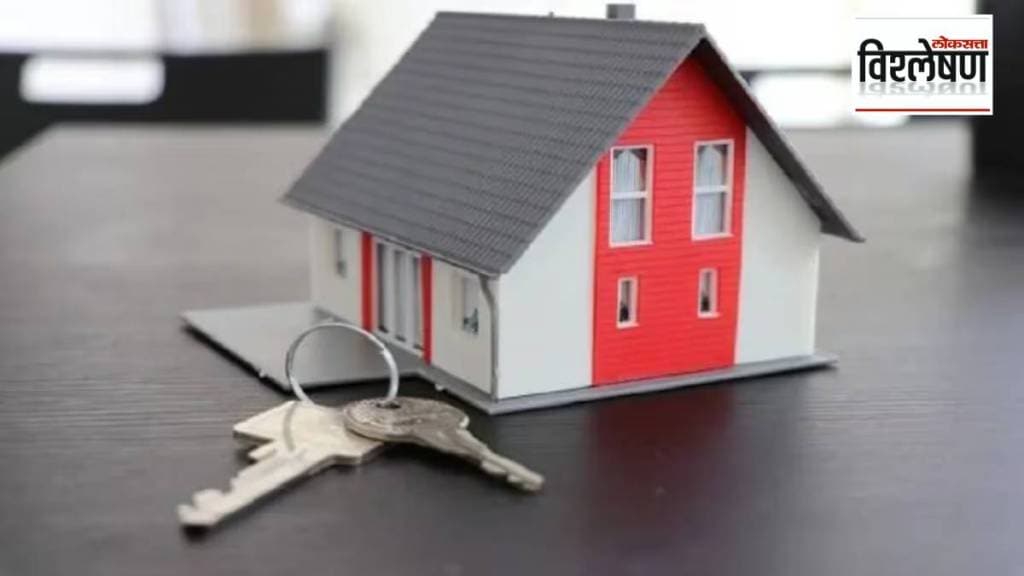 What is the reason for the decline in house sales in Pune