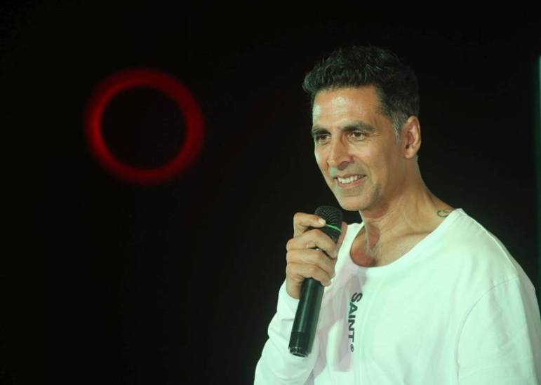 Akshay Kumar Earning