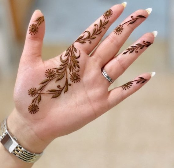 Elegant mehndi styles for western wear