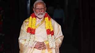 PM Modi Sleeping Trick