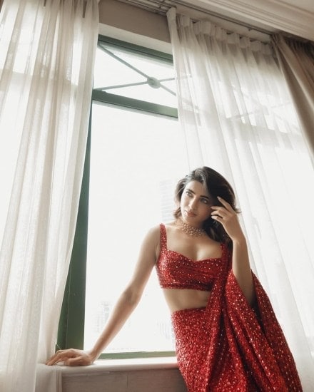 Samantha Ruth Prabhu calls ex husband Naga Chaitanya Handsome