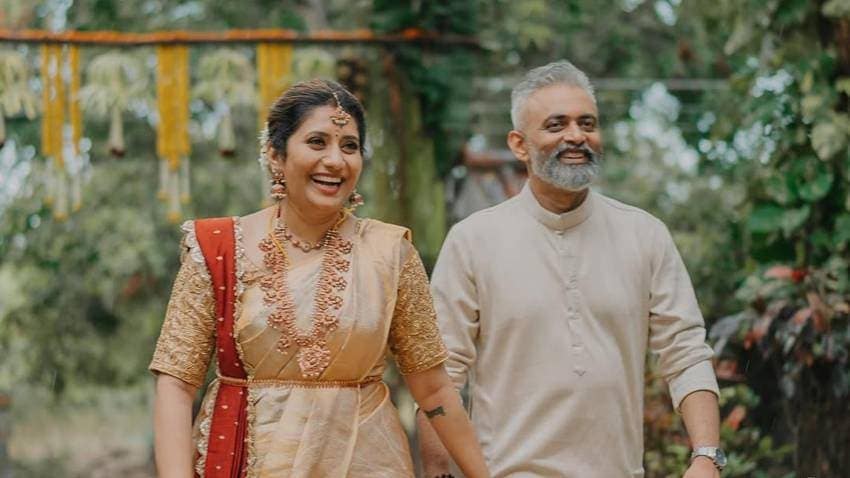 priyanka deshpande husband