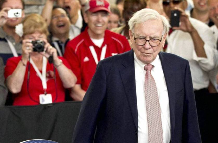 What is the age of world's oldest rich man