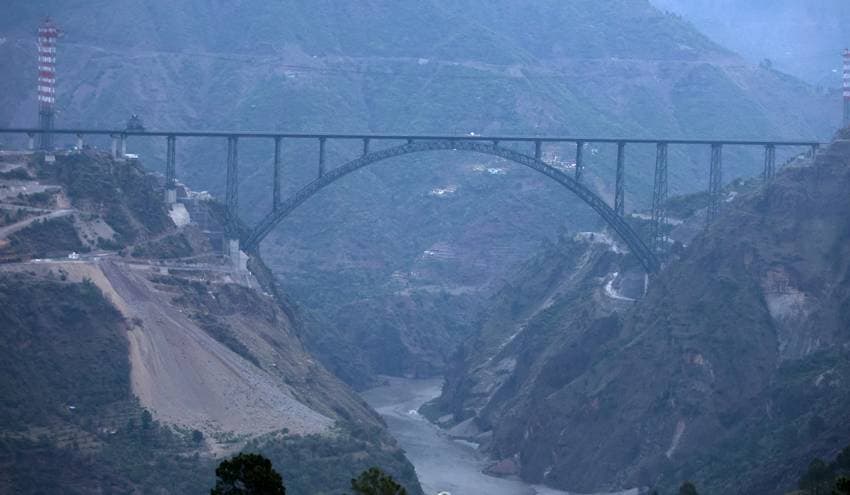 Indian rivers flowing to Pakistan
