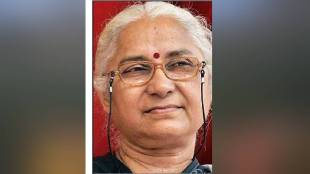 medha Patkar demanded bhimnagar residents should get houses on site and be given proper justice