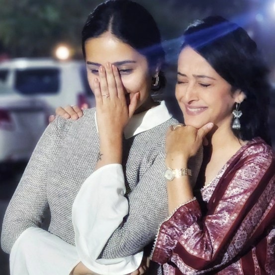 shivani rangole calls mother in law mrinal Kulkarni by this name