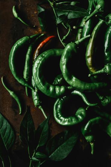 You’ll Never Guess What Green Chilies Can Do for Your Skin know how are green chillies beneficial for skin in different ways