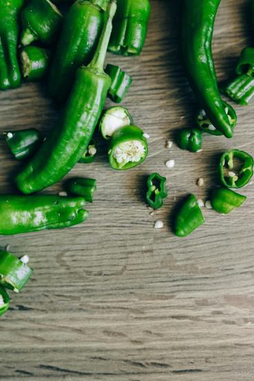 You’ll Never Guess What Green Chilies Can Do for Your Skin know how are green chillies beneficial for skin in different ways