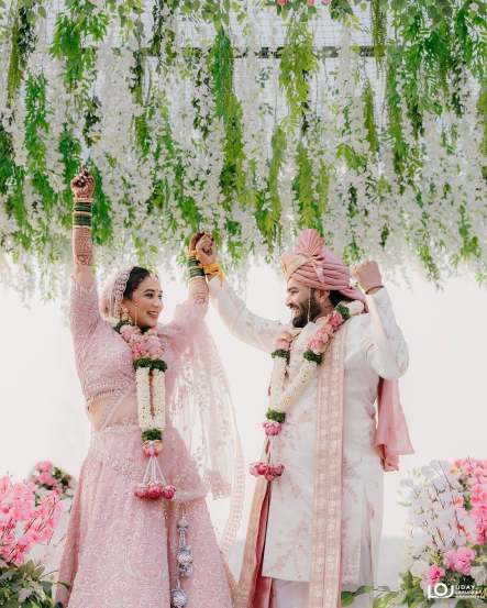 marathi actress ruhi taru tie knot in pune