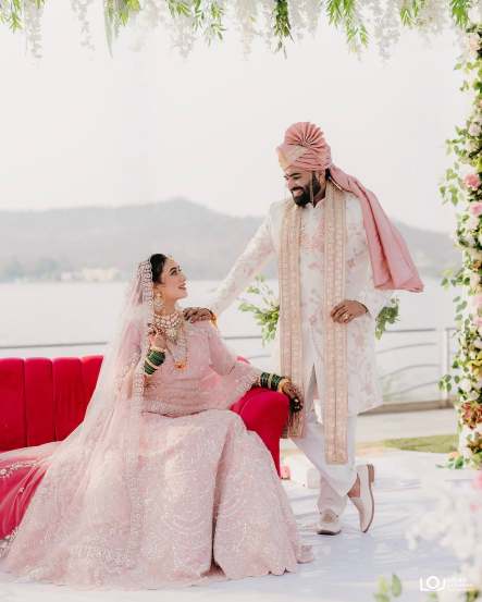 marathi actress ruhi taru tie knot in pune