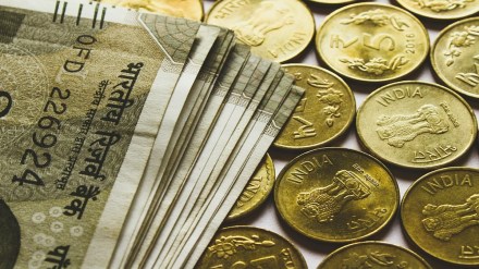 Malvani police arrested two with fake currency worth rs 8 lakh 5 thousand and printing materials