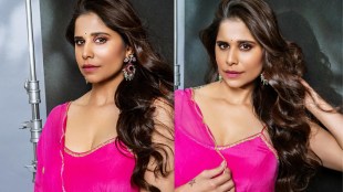 saie tamhankar shared pink dress photos