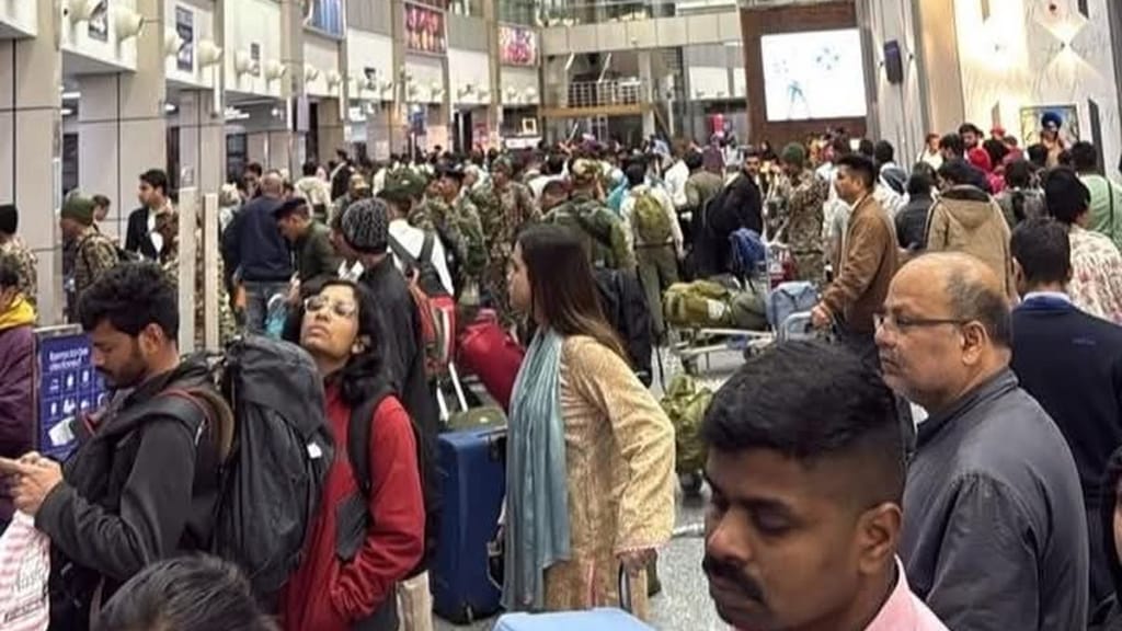 shrinagar airport pahalgam attack jammu kashmir Pahalgam Terror Attack Updates affects tourism Tourists cancel Kashmir tour bookings