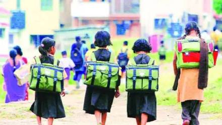 Planning to distribute uniforms to eligible students in the state under the state government free uniform scheme pune print news Planning to distribute uniforms to eligible students in the state under the state government free uniform scheme pune print news