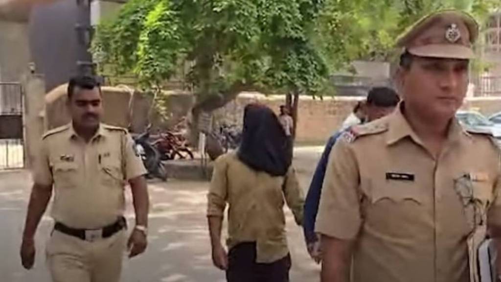 mentally challenged woman sexually assault in dombivli by auto driver