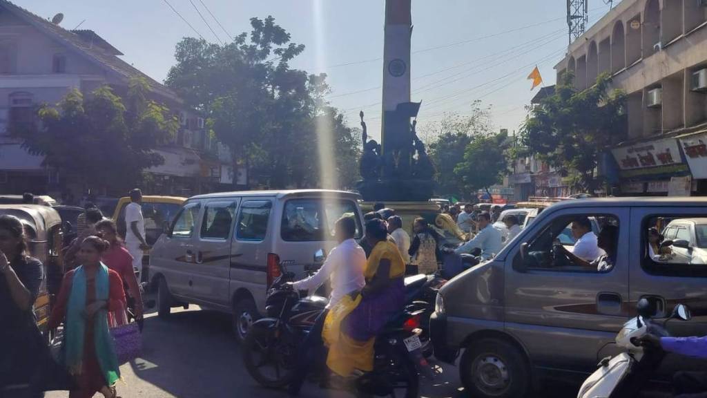 road congestion in Palghar news in marathi road congestion in Palghar news in marathi