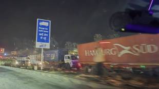 Traffic jam at Bhayandar gate on Mumbai Ahmedabad National Highway