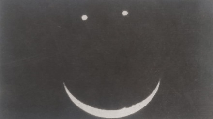 25 april, a triple planetary conjunction will happen causing smiling face will appear in the sky