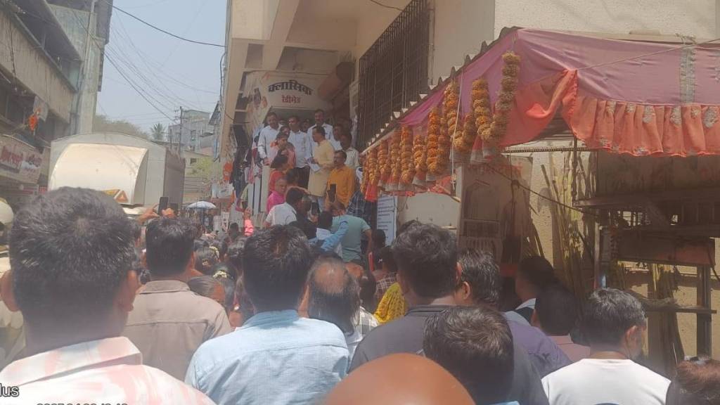 Citizens march in front of the vasai virar municipal office for water
