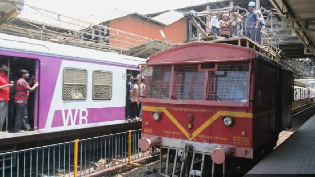 Special BEST bus service commuters mega block period Western Railway