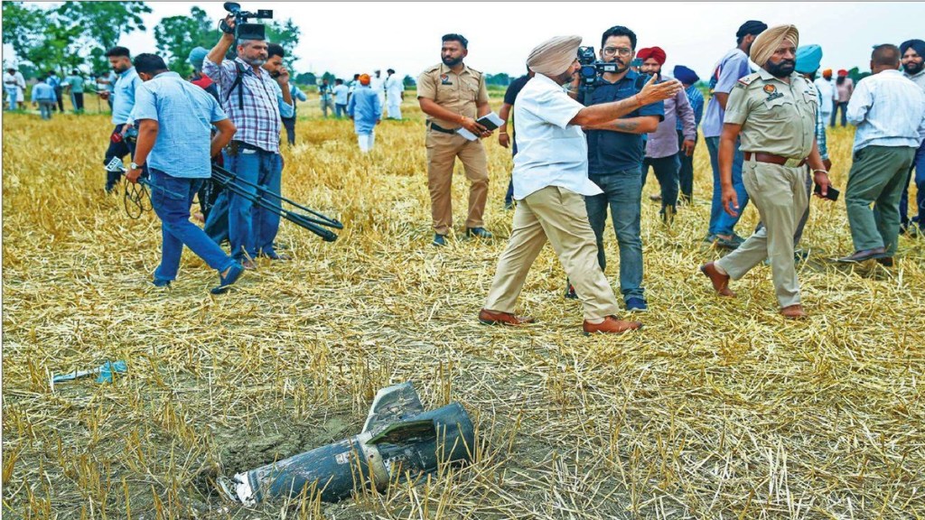 Attacks on Pakistan , Pakistan , military bases,