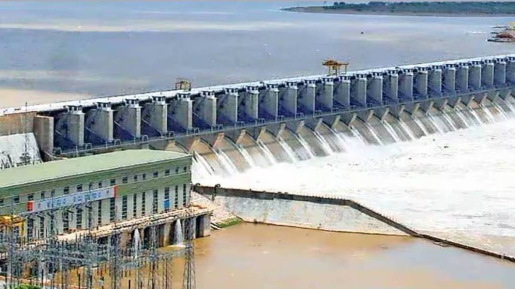 Protest against the increase in the height of Almatti Dam sangli news