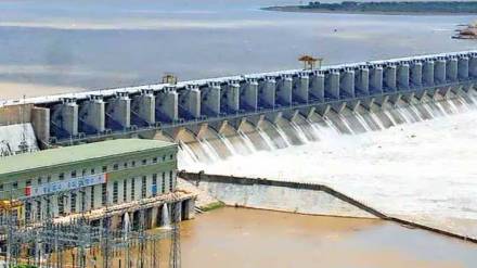 Protest against the increase in the height of Almatti Dam sangli news