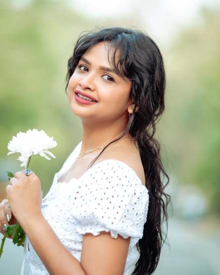 Apurva Gore Saree Look Photoshoot