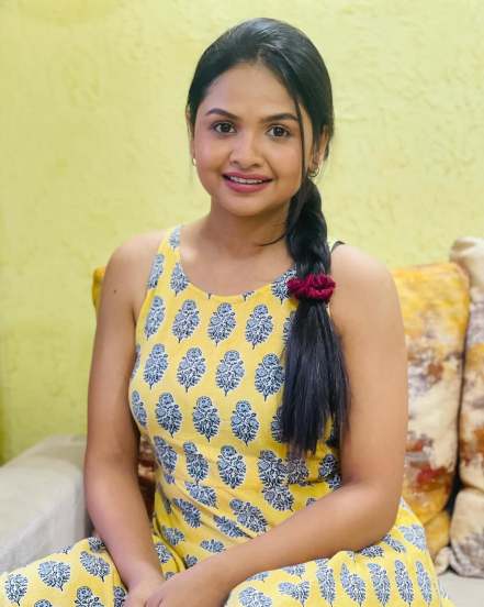 Apurva Gore Saree Look Photoshoot