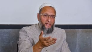 Owaisi says Marathi non Marathi divide distracts from farmer suicides and job issues