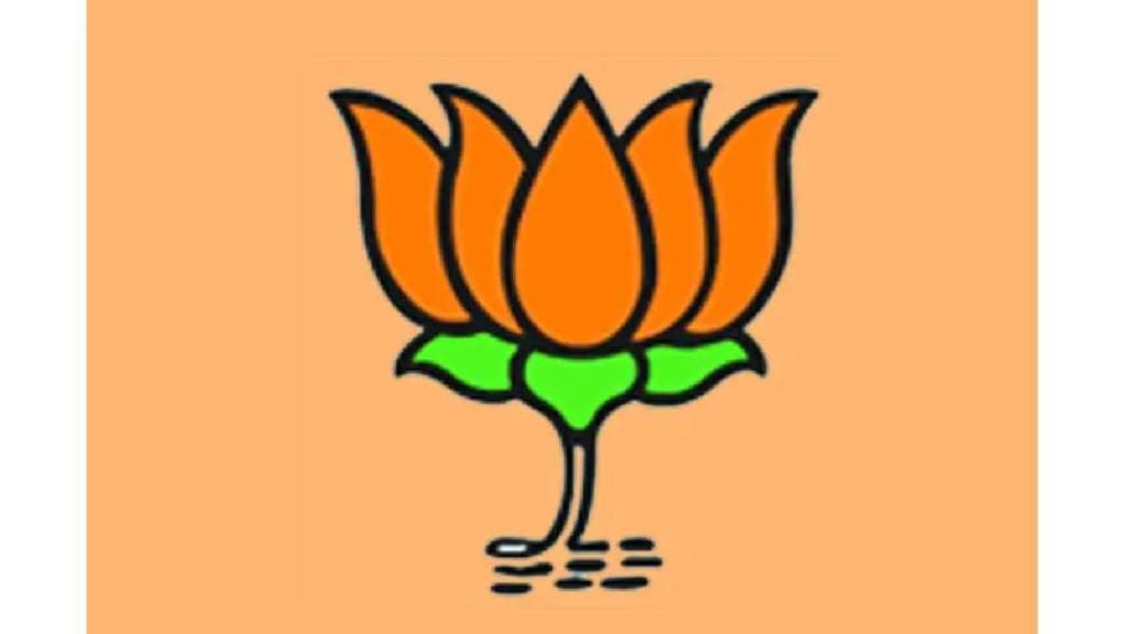 11 rebel corporators from Congress and NCP have decided to join BJP