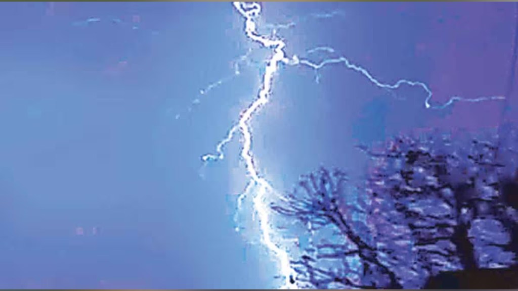 Young fisherman dies after being struck by lightning in Khed taluka of Pune district pune print news