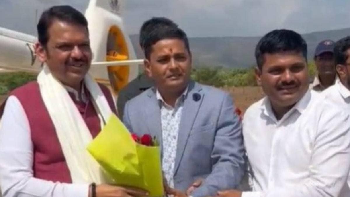 Uxlayotgan qizlar jinsiy aloqada