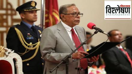 बांगलादेशचे माजी राष्ट्रपती नाट्यमय पद्धतीने देश सोडून पळून गेल्याचे वृत्त समोर आले आहे. (छायाचित्र-रॉयटर्स)