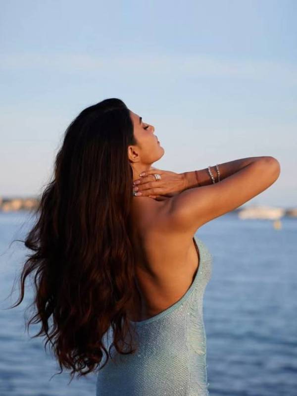 Jacqueline Fernandez Cannes 2025 look