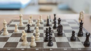 Taliban bans chess in Afghanistan