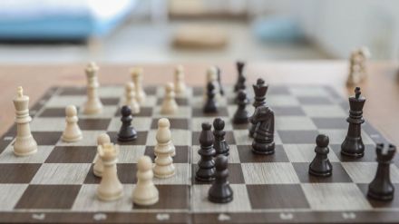 Taliban bans chess in Afghanistan