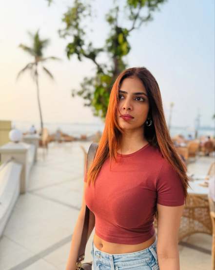 Malavika Mohanan Kerala Vacation