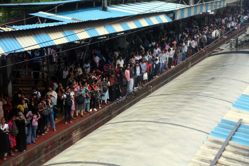Mumbai pune heavy rain photos
